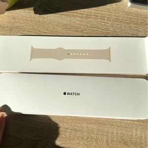 Apple Watch 45MM M/L Starlight Sport Band